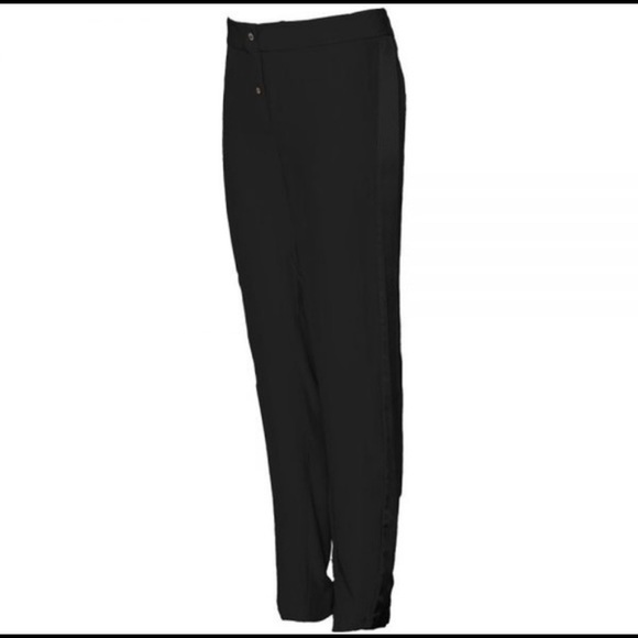 NWT Maison de Papillon Hedy 100% Silk - Picture 1 of 6